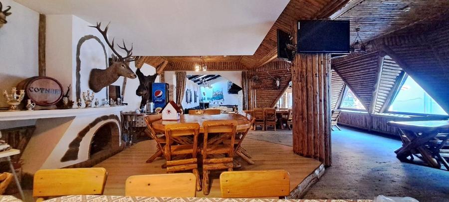 Pensiune deosebita, locuri de cazare, restaurant, pizzerie si spatii comerciale - 6