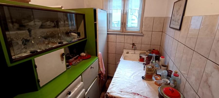 Casa batraneasca cu 700mp de teren in zona centrala - 6