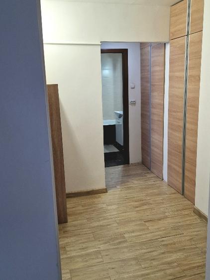 VAND APARTAMENT DOUA CAMERE, DECOMANDAT, ETAJ 1, RENOVAT, MOBILAT - 5