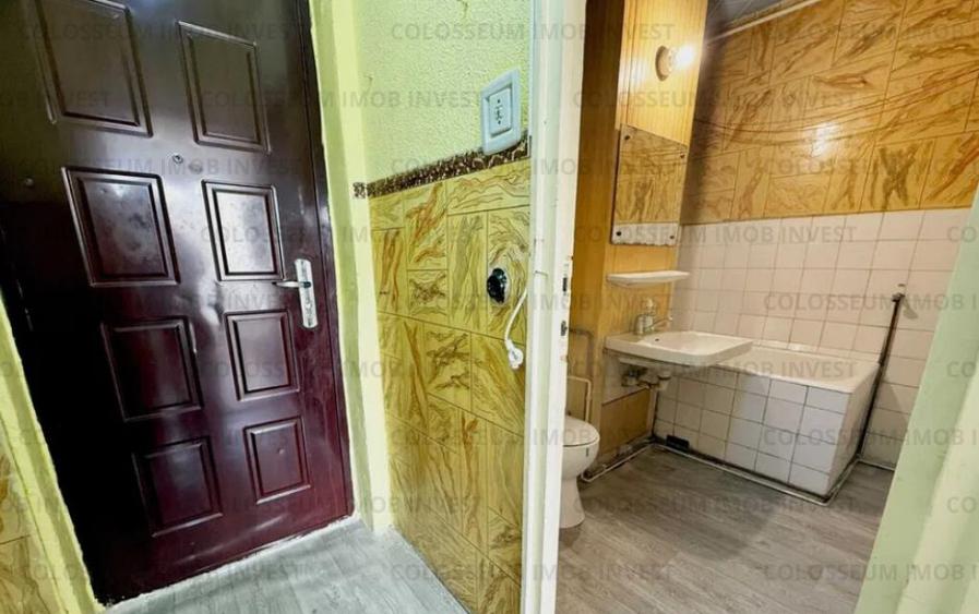 Garsoniera semideocmandat - zona Grivitei - 9