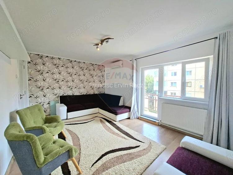 Apartament 3 camere renovat, prima inchiriere, Alfa, etaj 2/4