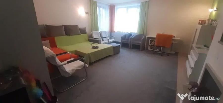 Zona 9 Mai, casa renovata - 2