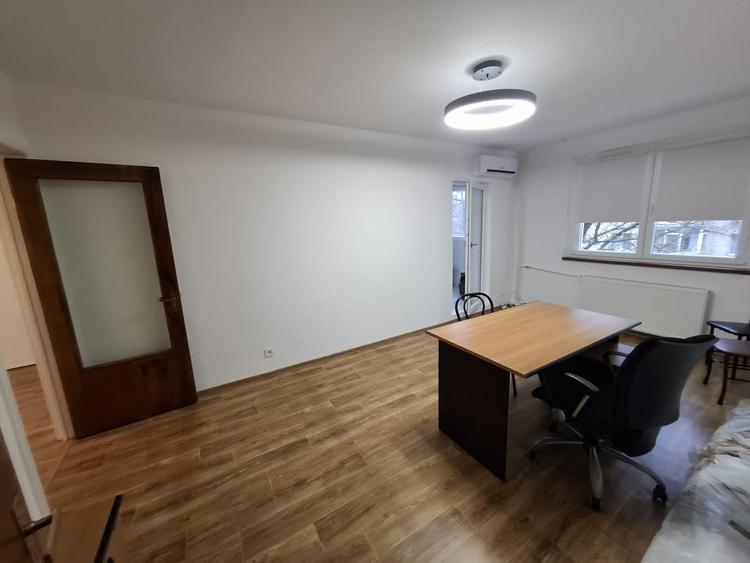 Birou 4 camere Piata Sudului ,2 bai ,10 min metrou , AC , lumini LED - 6