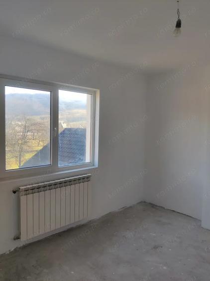 Casa cu garaj in Lapu? Maramures - 5