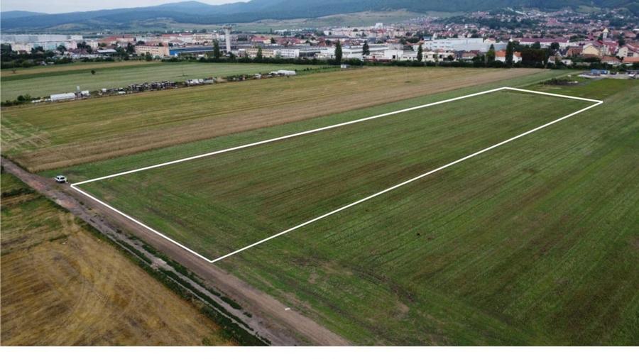 Teren industrial  Codlea – intravilan, ideal hala/depozit/ logistica - 1