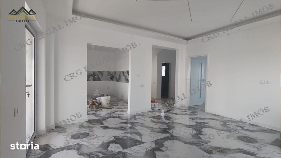 Vila 5 camere 2 bai Panouri Fotovoltaice Pompa de Caldura Teren 320mp - 1
