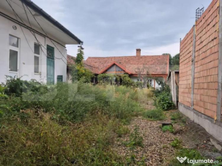 Proprietate cu 10 ari teren de vanzare pe strada Bolyai - 12