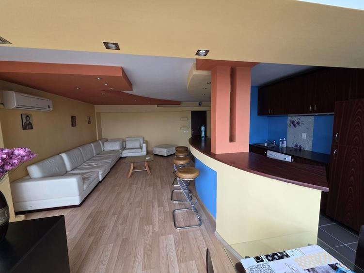 Apartament cu 2 camere semidecomandat, mobilat în Titulescu