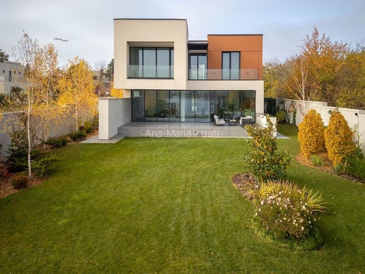 Smart-Home nZEB spectaculoasa Bucuresti Sector1 cu deschidere lac - teren 2000mp