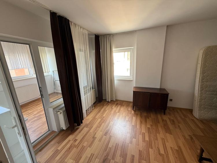 Apartament 2 camere decomandat, balcon închis - Grivitei - 7