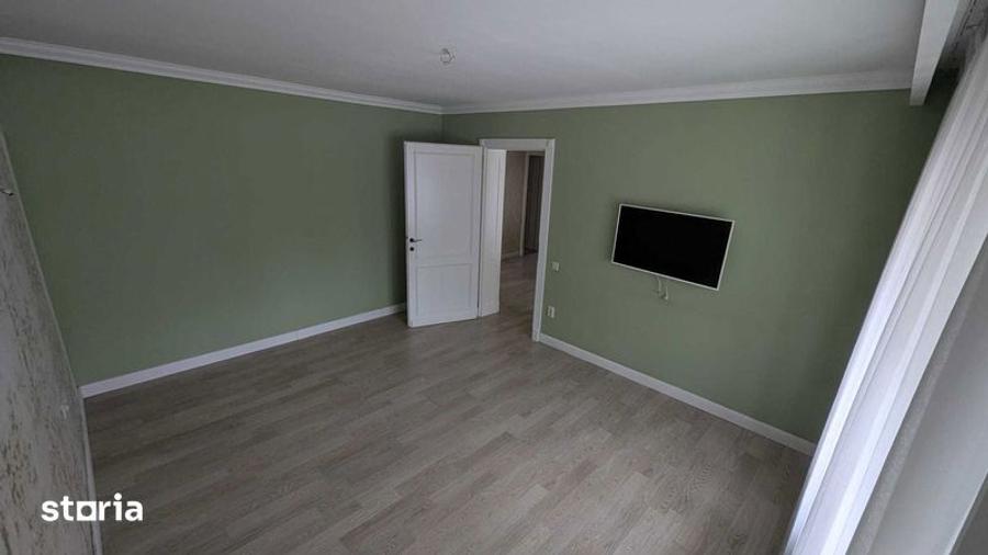 Apartament 3 camere + living / decomandat / doua bai / - 2