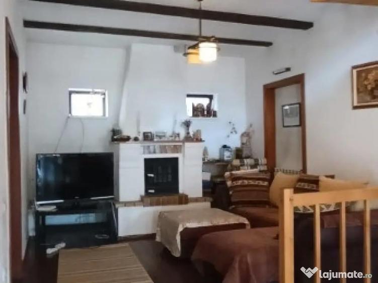 Casa cocheta cu panorama de vis catre mun?ii Bucegi Col?ii morarului - 8
