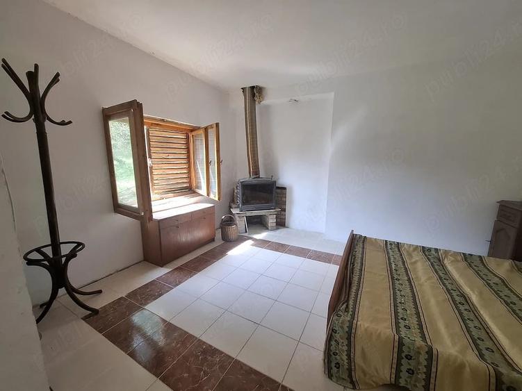 Fieni (Dambovita) Vand Casa cu 6 camere, P+Etaj+M - 8