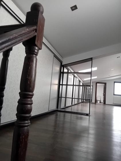 Vila moderna si spatioasa, constructie 2015, zona Mosilor - 13