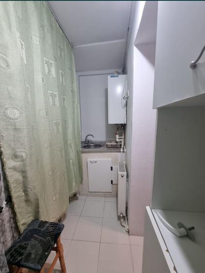 Garsonieră nedecomandată în Lotrului