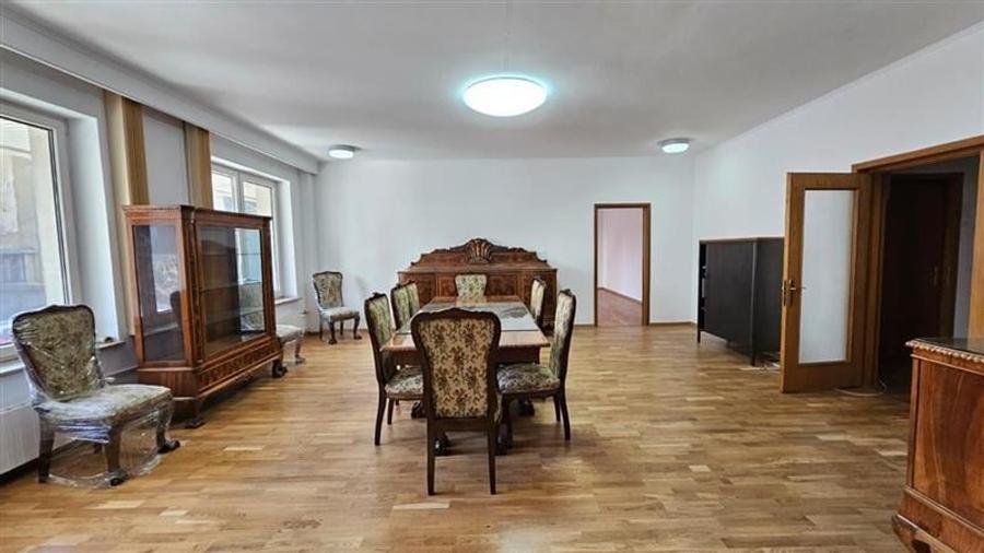 Inchiriere birou langa Herastrau/Arcul de Triumf - parter de la 270 mp - 2