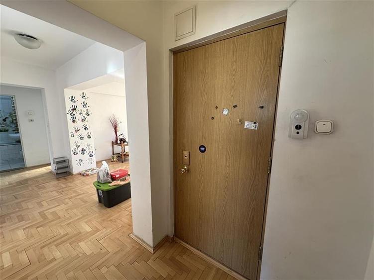 APARTAMENT 4 CAMERE | 2 BAI | TIP D | ZONA ROGERIUS | ORADEA - 9