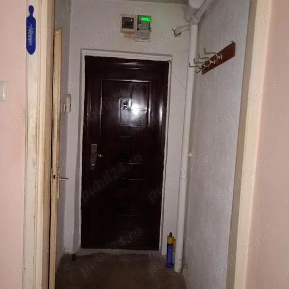 Particular Apartament 2 camere Valea Rosie - 10