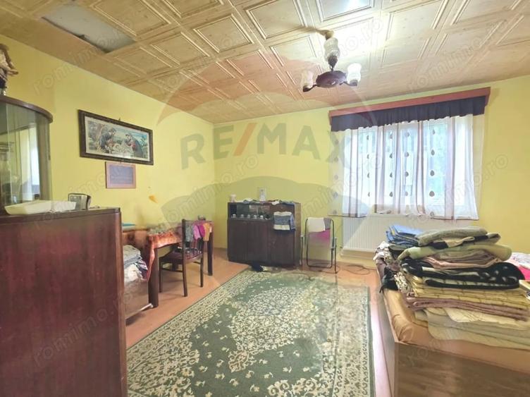 Casă cu 3 camere cu Teren 250 Mp în Sud