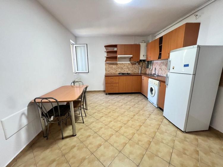 Apartament cu 2 camere decomandat, mobilat în Zorilor