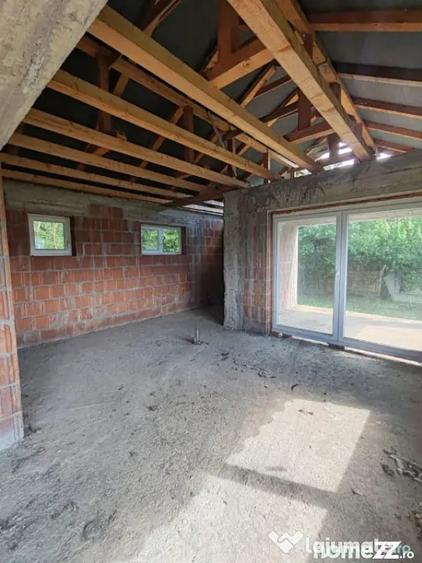 Casă cu 3 camere cu Teren 900 Mp în Bușag