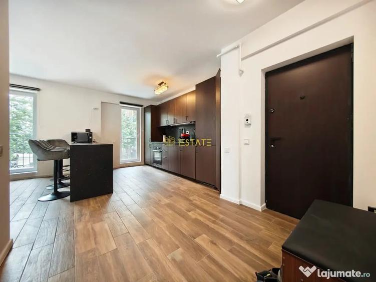 Apartament cu 3 camere decomandat în Titan