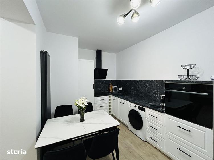Apartament ultracentral, renovat complet - 2 bai, etaj 1 - 8