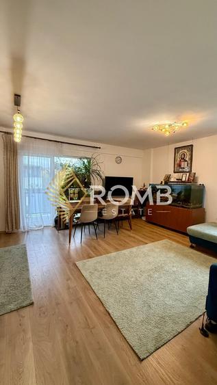 Apartament cu 3 camere semidecomandat, mobilat în Florești