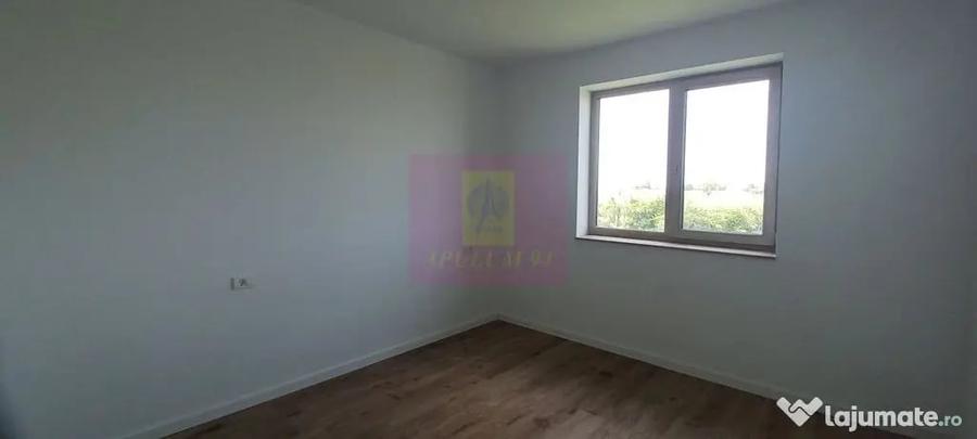 Casă cu 4 camere cu Teren 514 Mp în Gulia