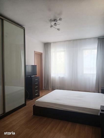 Apartament cu 3 camere în Centrul Civic