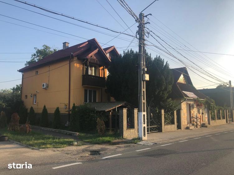 Casă cu 9 camere cu Teren 1000 Mp în Tăuții-Măgherăuș
