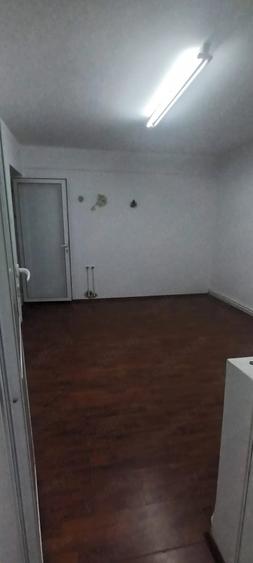 Apartament cu 3 camere decomandat în City Park Mall