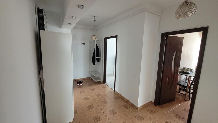 Apartament cu 2 camere decomandat în Peșteana de Jos
