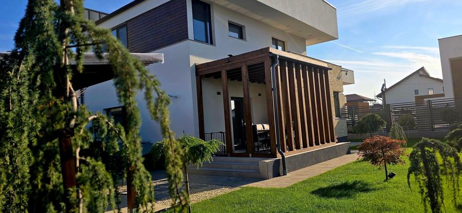 Casă individuală cu 4 camere cu Canalizare în Aninoasa