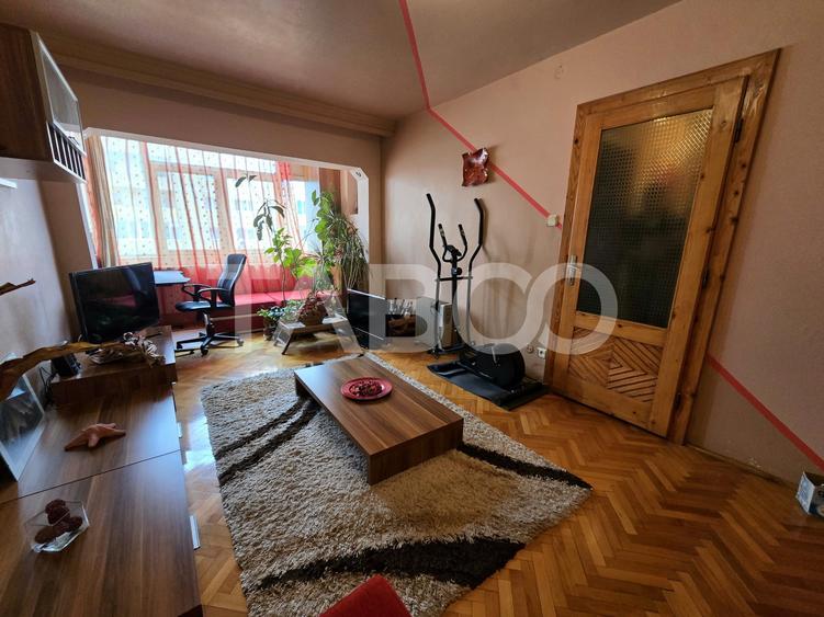 Apartament cu 2 camere decomandat, mobilat în Vasile Aaron