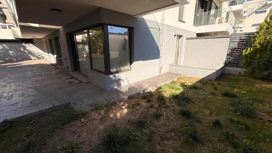 Vand apartament 4 camere cu terasa si gradina, ultracentral - 9