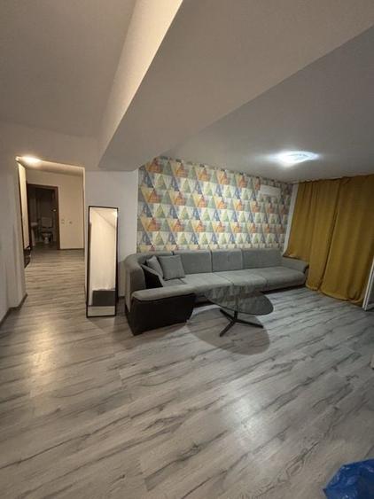 De inchiriat apartament cu 3 camere , Rin Grand Vitan sector3 - 1