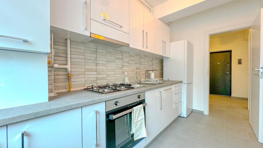 Apartament cu 2 camere decomandat, mobilat în 13 Decembrie