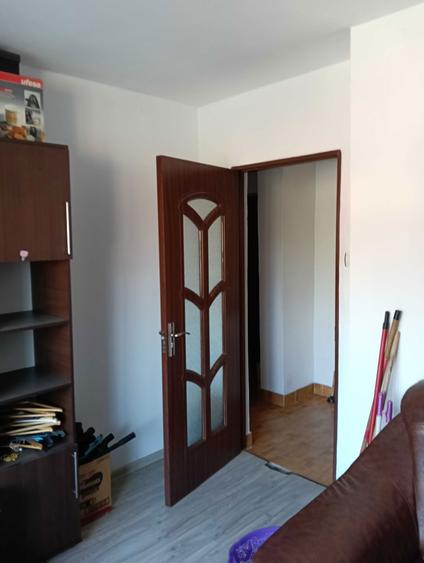Apartament de vanzare - 4