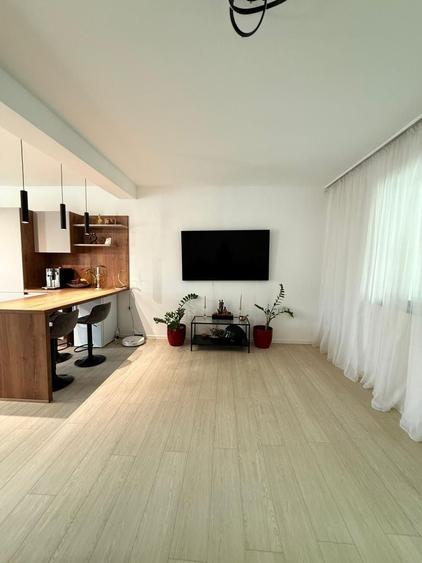 Piscină | Mobilată complet | Panouri solare | 3 băi și terasă închisă - 9