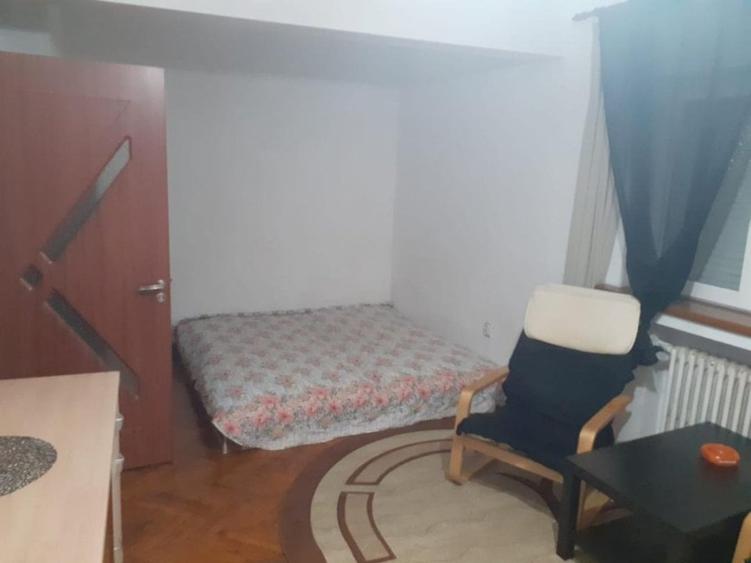 INCHIRIERE GARSONIERA, ULTRACENTRAL, PIATA  ROMANA, - 10