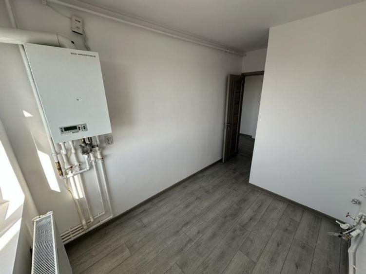 ►Km 4-5 - 3 Camere Decomandate 67m² Renovat Total Instalatii NOI Centrala Gaze - 1