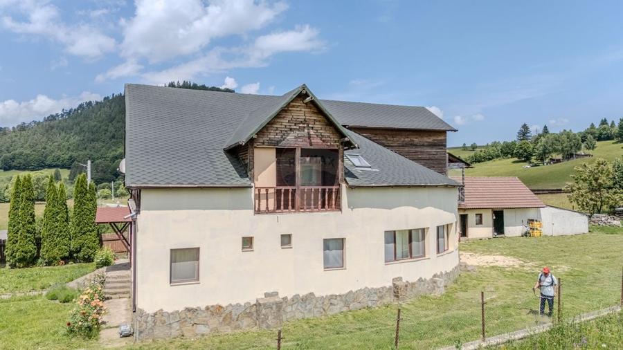 Hotel / Pensiune cu 10 camere de vanzare/Vama Buzaului - 59