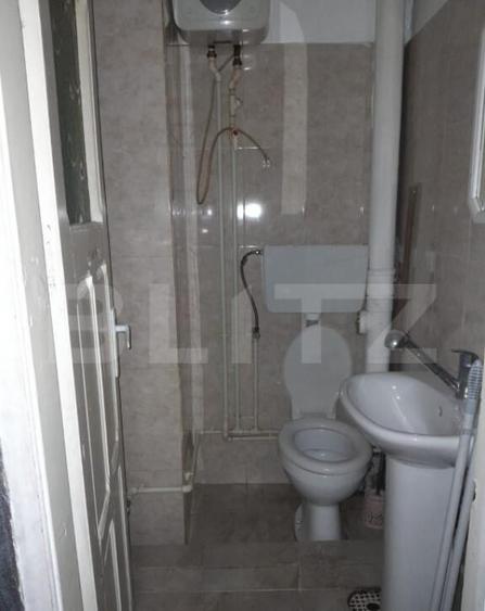 Garsoniera conf 2, zona Piata Mica - 1