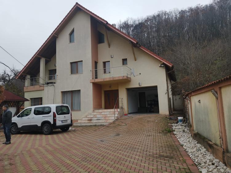 2 case constructii noi, teren 1.500mp, Stefanesti/ Valea Mare - 37