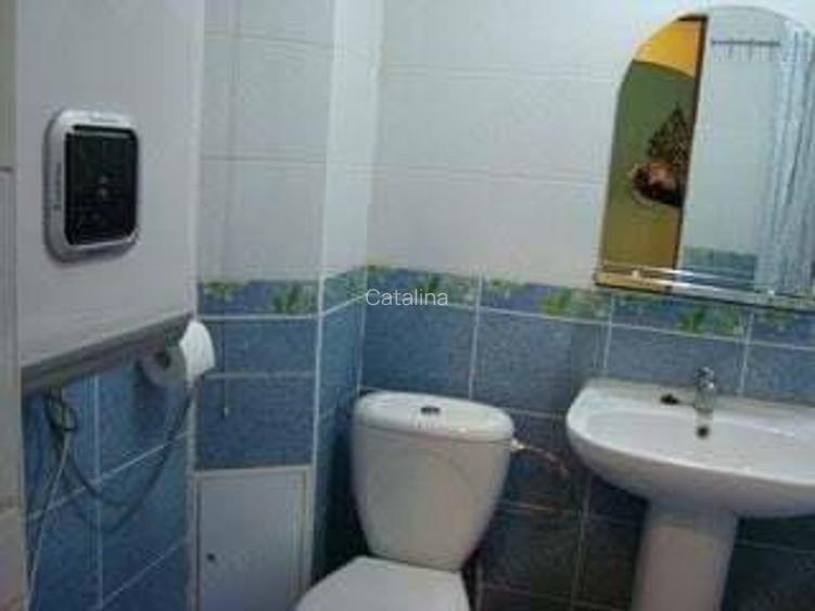 Se inchiriaza apartament cu 2 camere in zona Soarelui