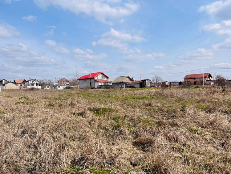 Teren intravilan, 2 parcele, 815 mp, utilitati, Preajba - zona Smart Pub - 4