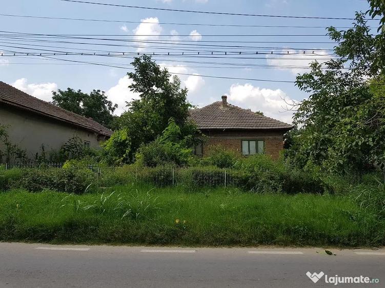 Vand teren intravilan in Borcea fostul Pietroiu 790mp strada principala - 1