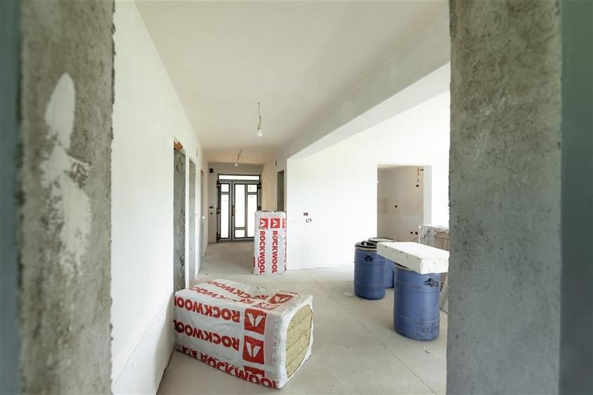 Casa cu living+3 camere cu panorama si teren mare pe Sofiei - 25