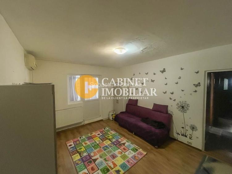 Apartament 3 Camere Semidecomandat - Zona Dacia